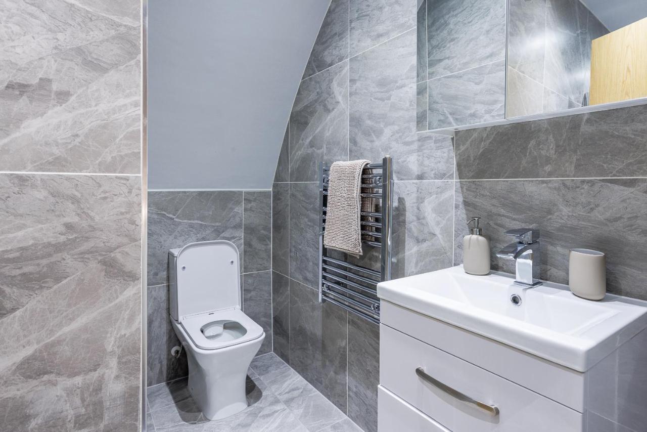 Luxury Apartment 5 Min To City Centre*Free Parking Нюкасъл ъпон Тайн Екстериор снимка